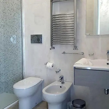 Aurora Hotel
