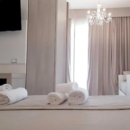 Aurora Hotel 4*