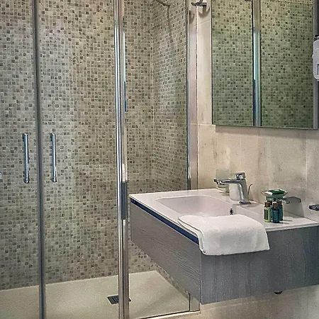 Hotel Aurora 4*