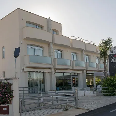 Aurora 4*