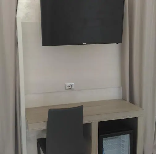 Aurora 4*